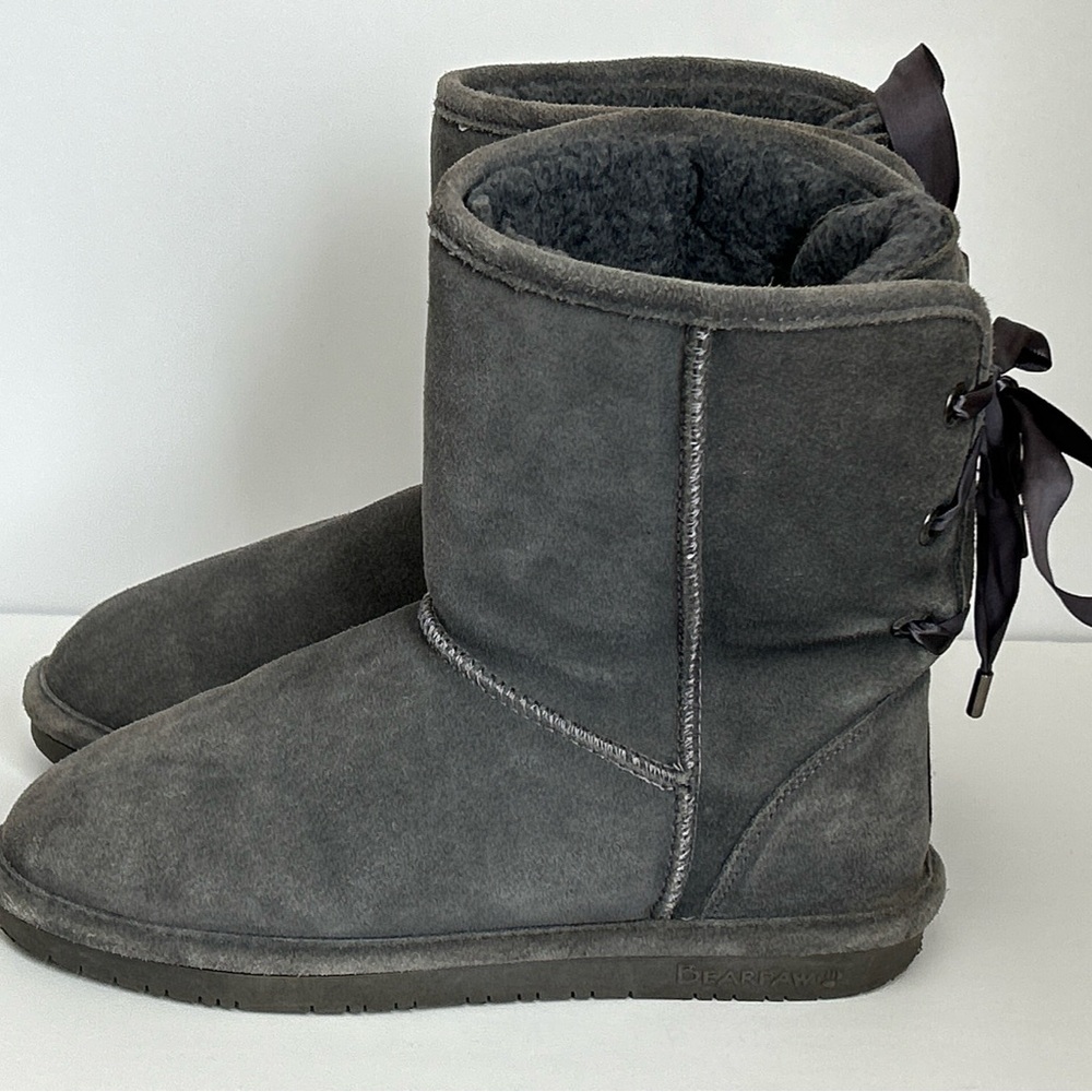 BearPaw Women's Charcoal Suede Winter Boots